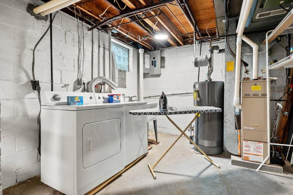 Open Floor Spacious Home, 15Min From Downtown, Private Garage, Kids Friendly Pittsburgh Exterior photo